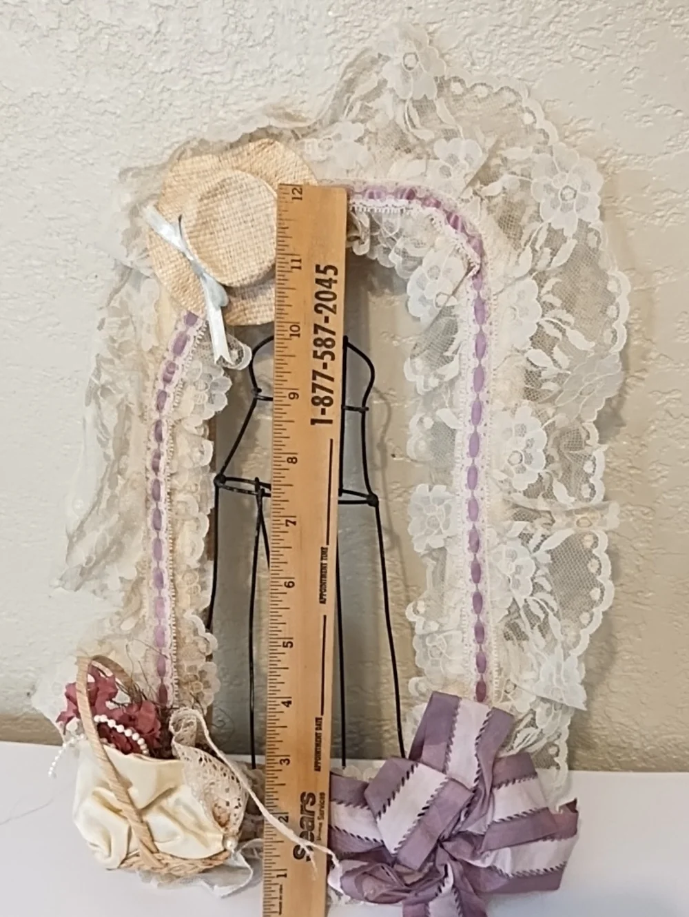 Lace and Ribbon Decorative Hairpiece in Cream and Lavender